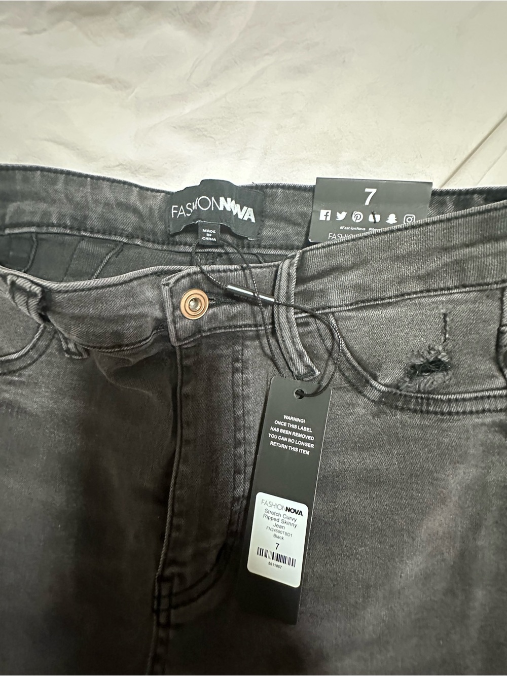 Fashion Nova Men’s Black Gray Skinny Jeans